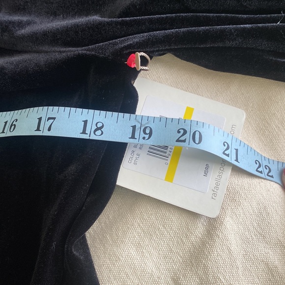 Rafaella Velvet Poet Sleeve Lace Collar Top - Picture 9 of 12